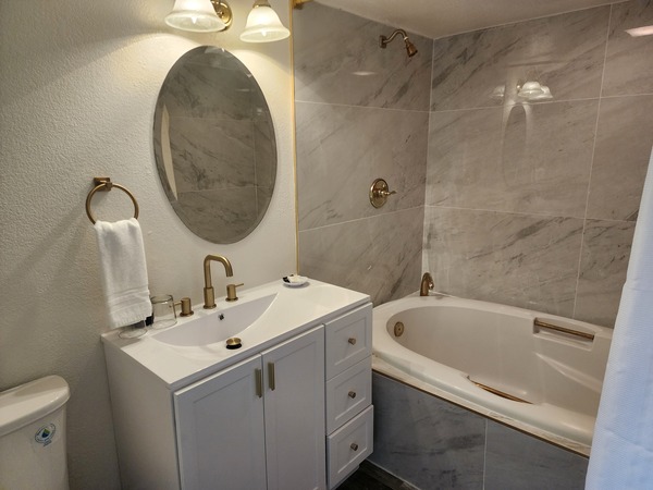 Cypress Queen and Twin Photo 7