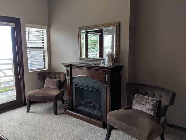 Spectacular Lookout Accessibility Queen Photo 5