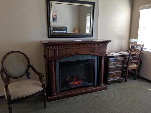 Courtyard View Dog Friendly Photo 2